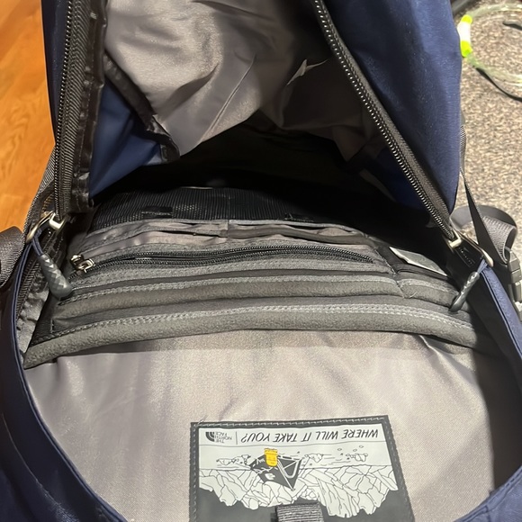 The North Face Fall Line Backpack - Picture 3 of 4